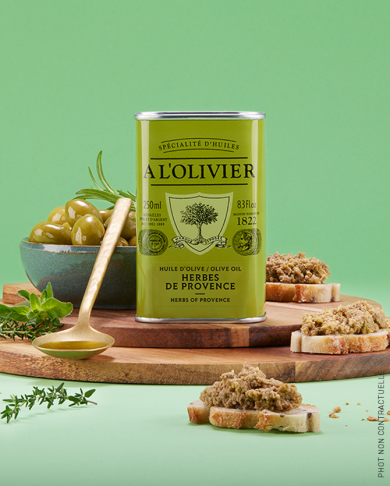 HUILE D'OLIVE INFUSÉE À LA PROVENÇALE - 250ML